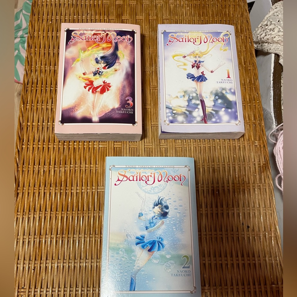 sailor moon pretty guardian NAOKO TAKEUCHI lot of the first three books